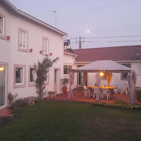 Casa Da Tilia بيت للعطل Caxarias